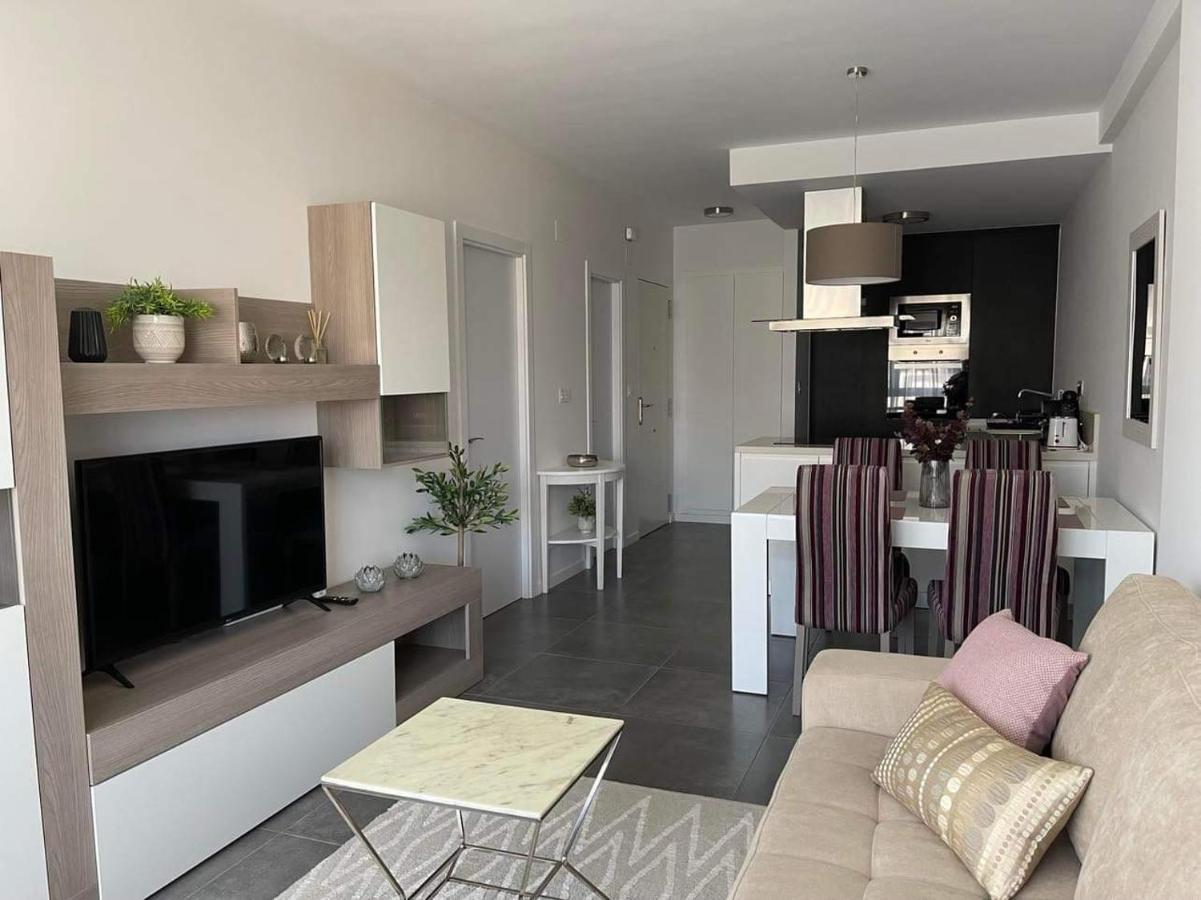Perla Apartamento Apartment โอริอุเอลา ภายนอก รูปภาพ