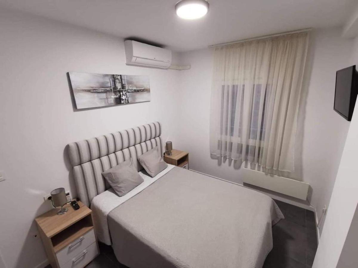 Perla Apartamento Apartment โอริอุเอลา ภายนอก รูปภาพ
